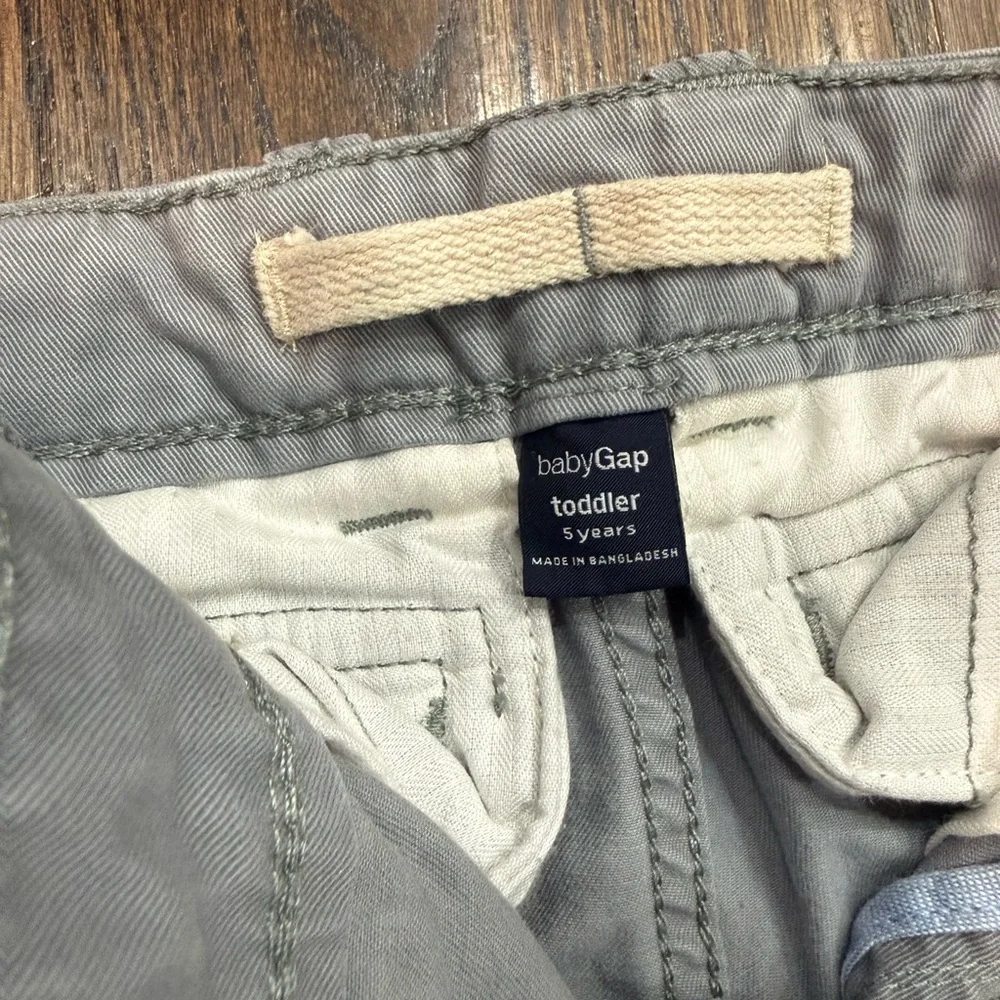 GAP - Toddler Khakis
